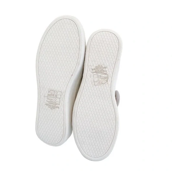 NEW / NENER WORN Disney Donald Duck White Low-Top Sneaker Women  6, 7 & 8 - Picture 9 of 11